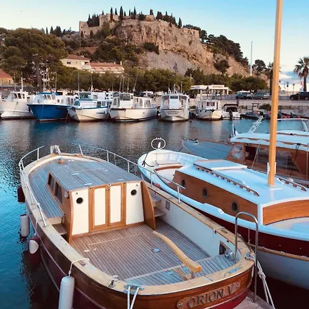 Pinede, Calanques & Jeux En Famille Pour 1 A 5 Personnes Holiday home