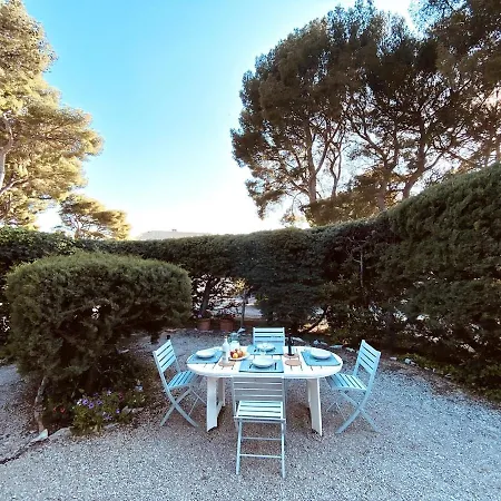 Pinède, Calanques&jeux En Famille Pour 1 à 5 Personnes Cassis