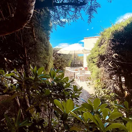 Pinède, Calanques&jeux En Famille Pour 1 à 5 Personnes * Cassis